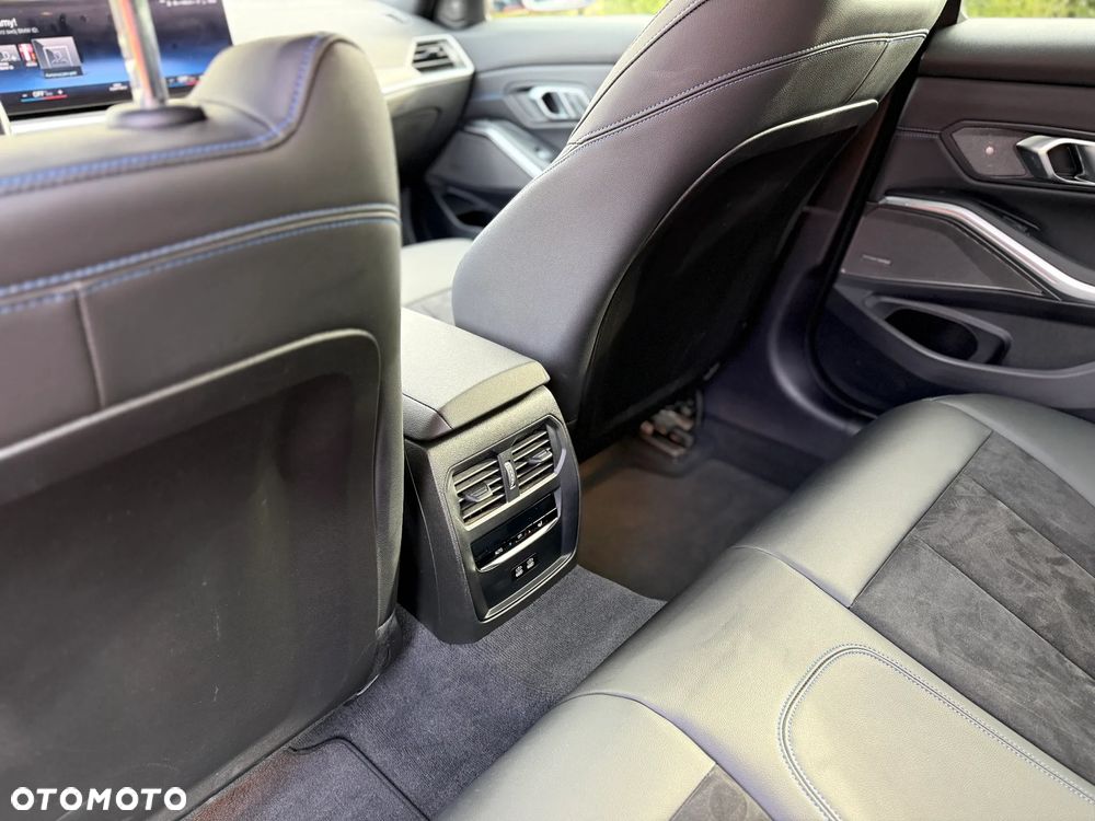 BMW Seria 3 320d xDrive M Sport sport - 20