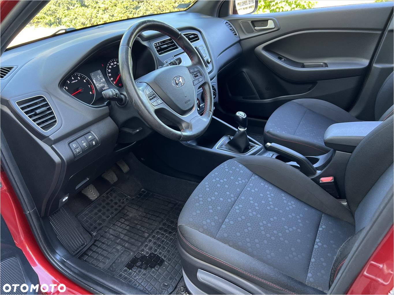 Hyundai i20 1.2 Comfort - 11