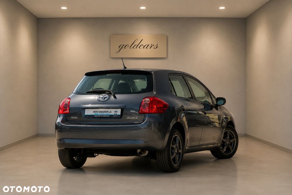 Toyota Auris 1.6 VVT-i Team - 5