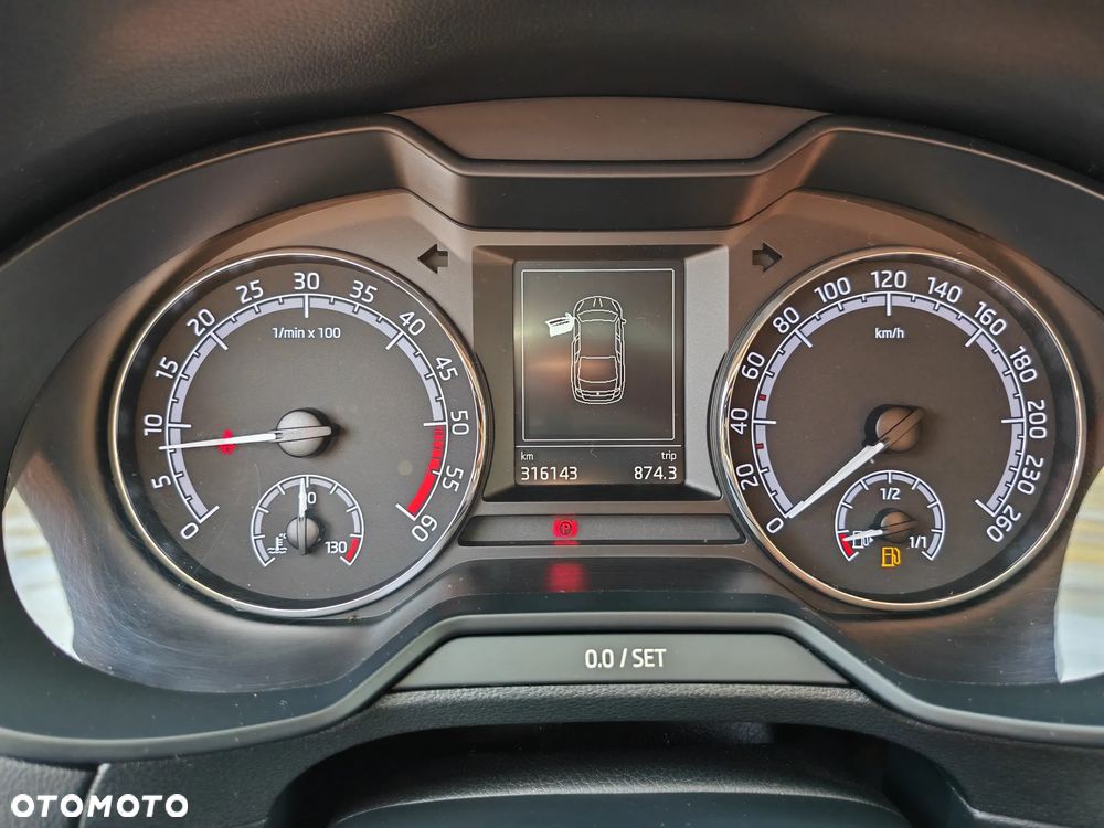 Skoda Octavia 1.6 TDI Ambition - 5