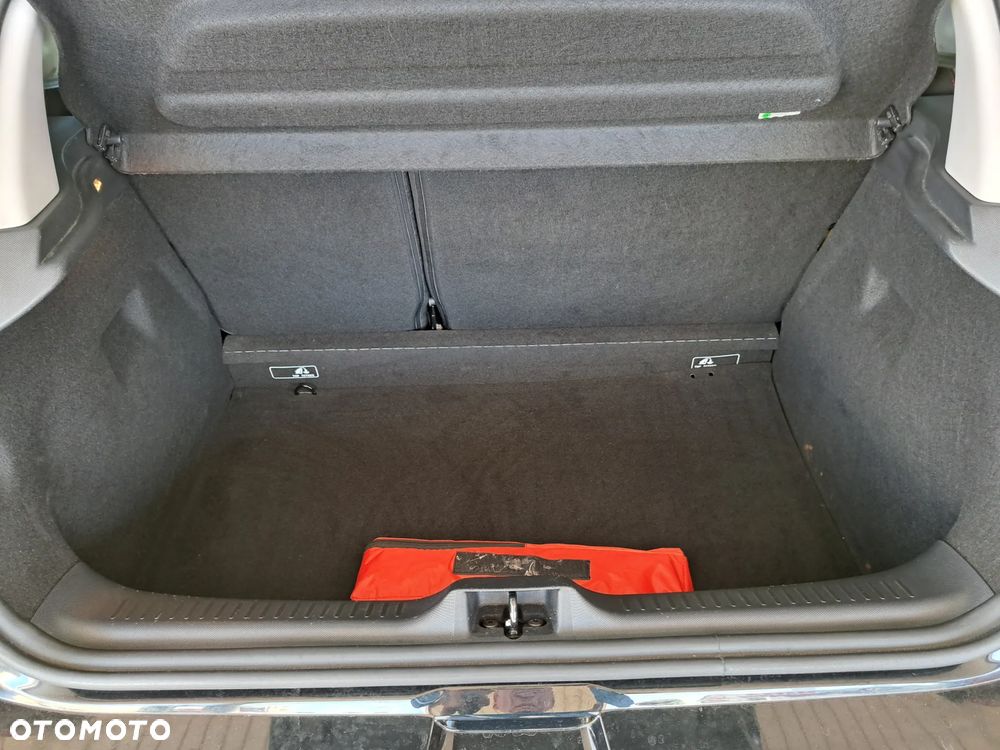 Renault Clio - 29