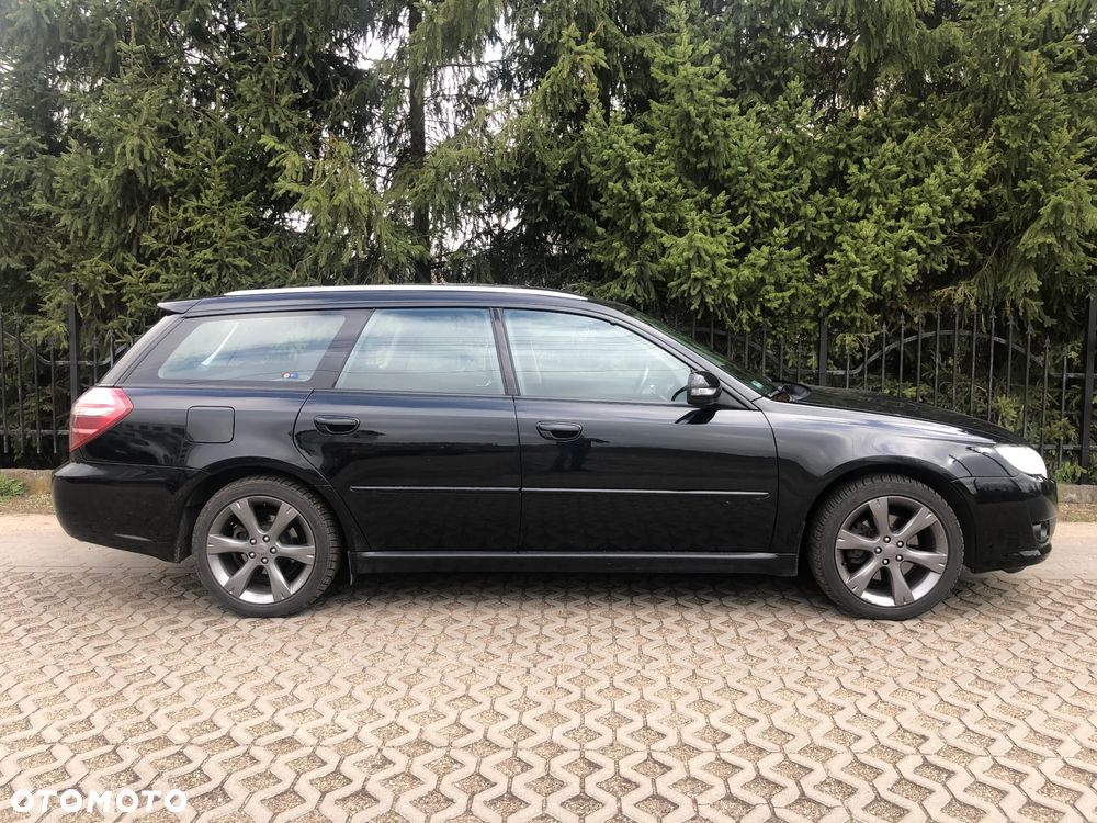 Subaru Legacy Kombi 2.0D RA 000 - 9