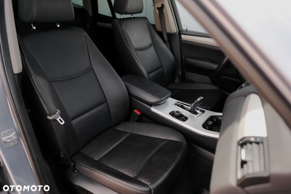 BMW X3 xDrive28i - 14