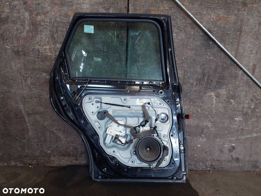 DRZWI KOMPLETNE LEWY TYŁ VOLVO V50 I 019-26 - 8