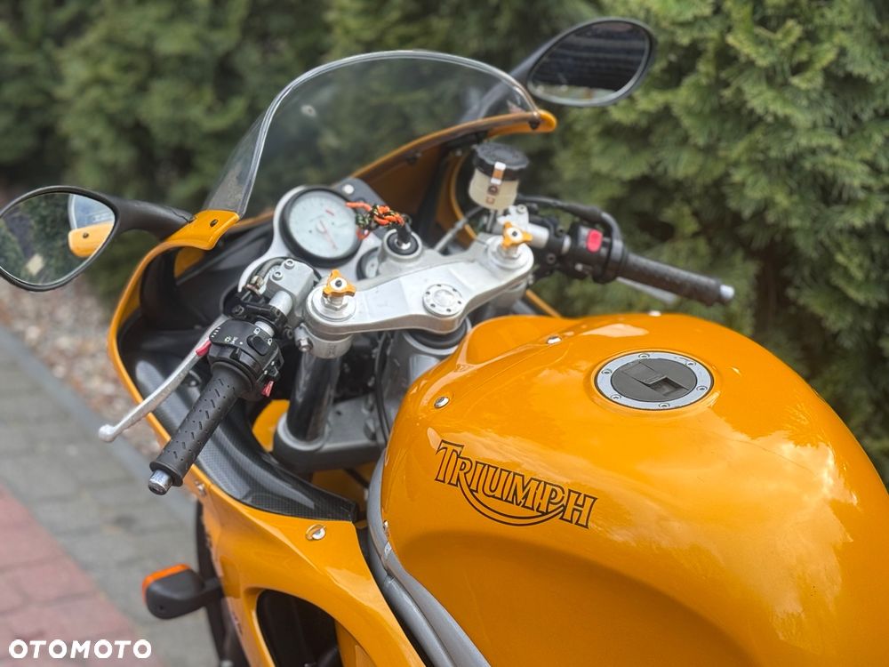 Triumph Daytona - 8