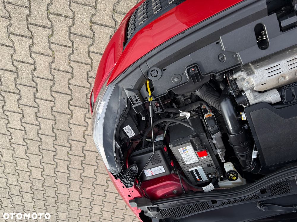 Peugeot 208 Hybrid 100 e-DSC6 Allure - 34