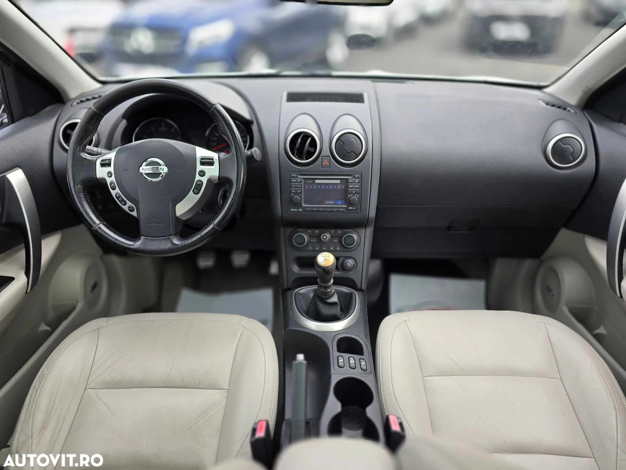 Nissan Qashqai+2 - 16