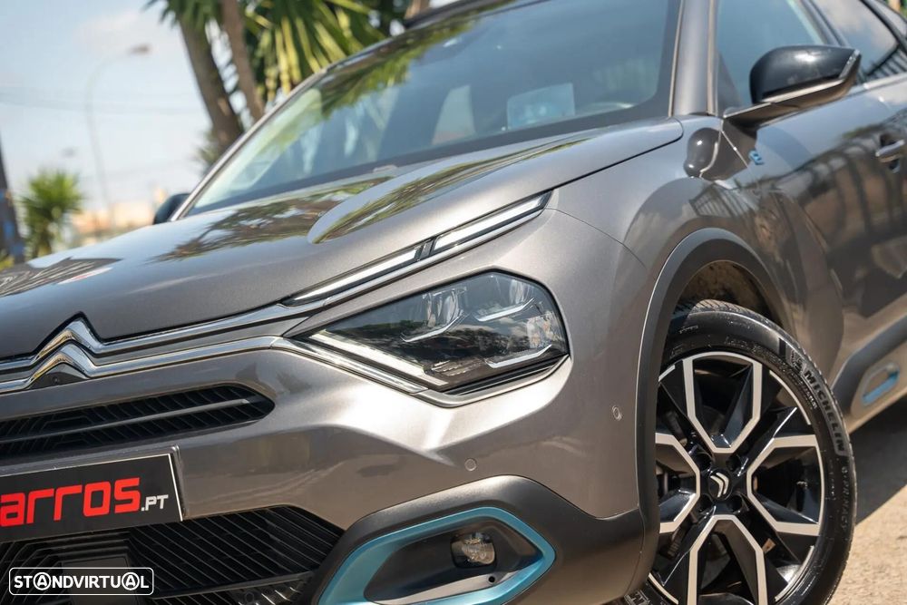 Citroën e-C4 X Shine - 4