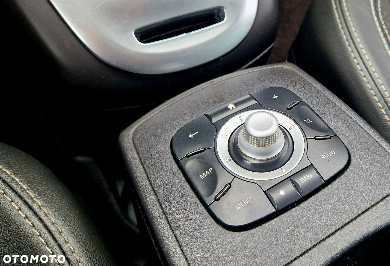 Renault Grand Scenic dCi 110 EDC Bose Edition - 36