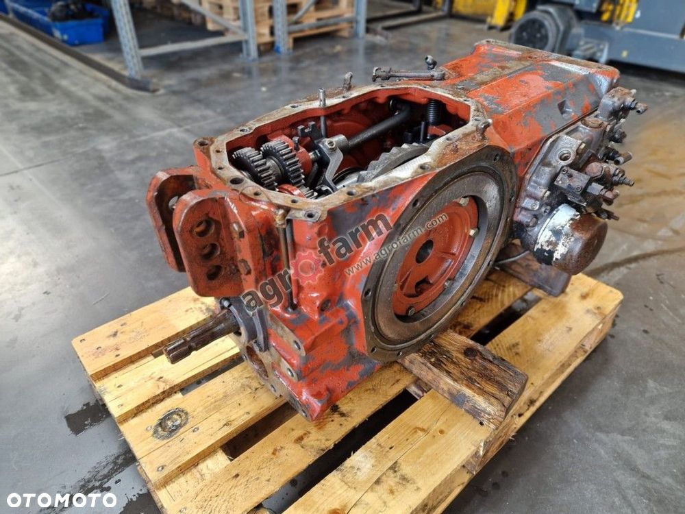 Tylny most Massey Ferguson 6170, 6180, 6190, 6130 - 1