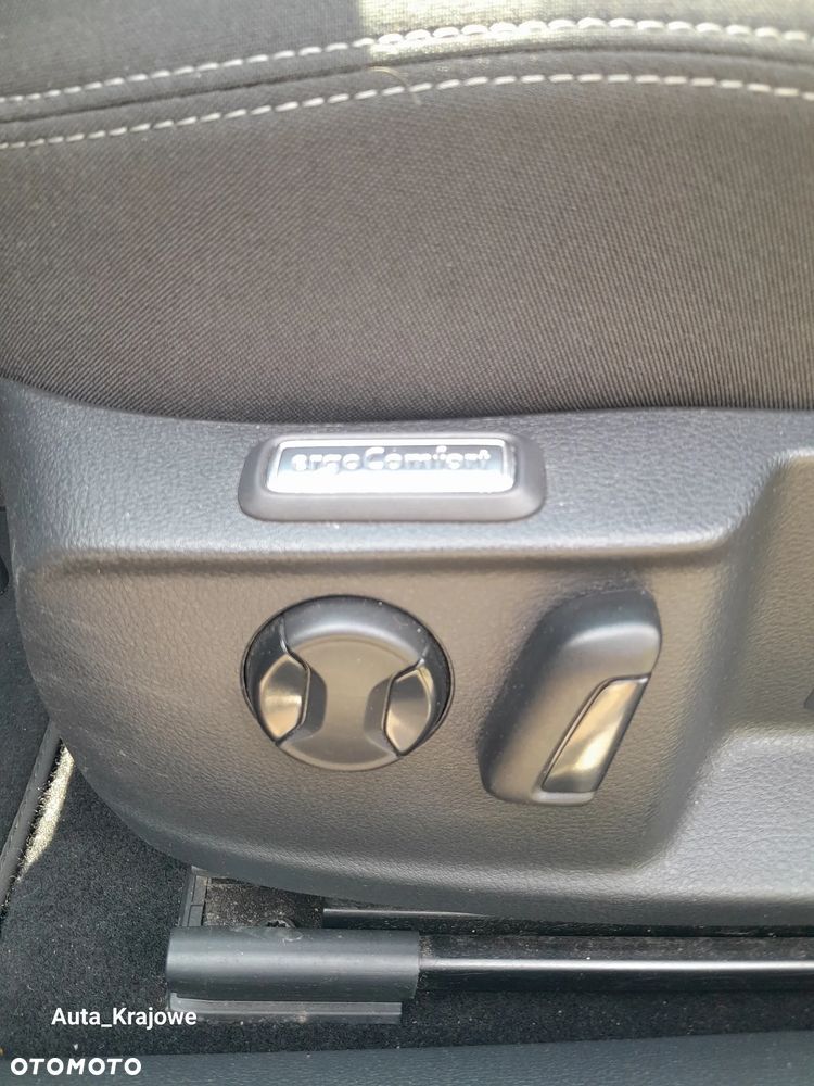 Volkswagen Passat 1.5 TSI EVO Business DSG - 32