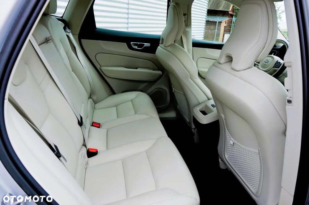 Volvo XC 60 B4 D Geartronic RDesign - 21