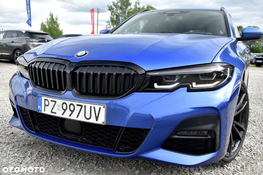 BMW Seria 3 320d xDrive M Sport sport - 18