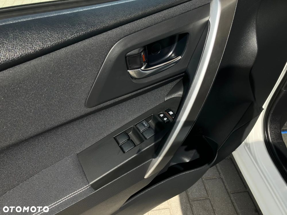Toyota Auris - 29