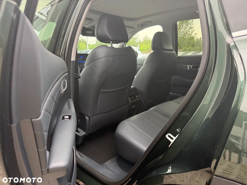 Geely Starray EM-i 1.5 PHEV Max - 13