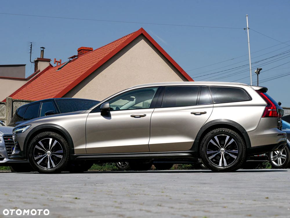 Volvo V60 Cross Country D4 AWD Geartronic Pro - 6