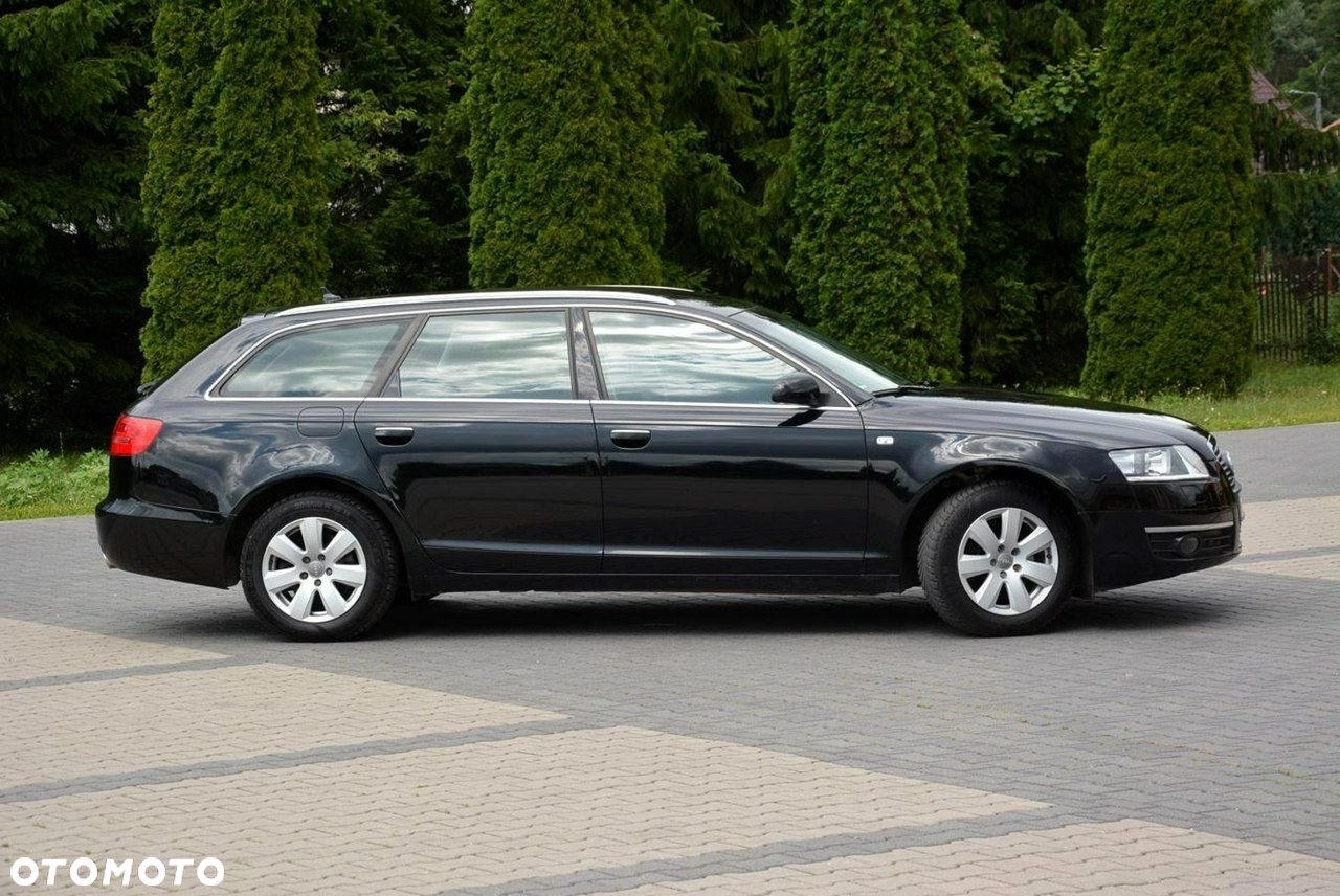 Audi A6 Avant 2.4 - 12