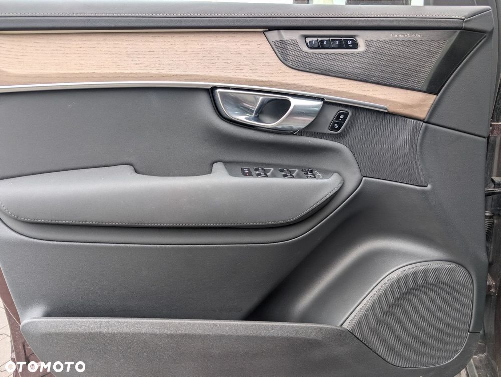 Volvo XC 90 - 27