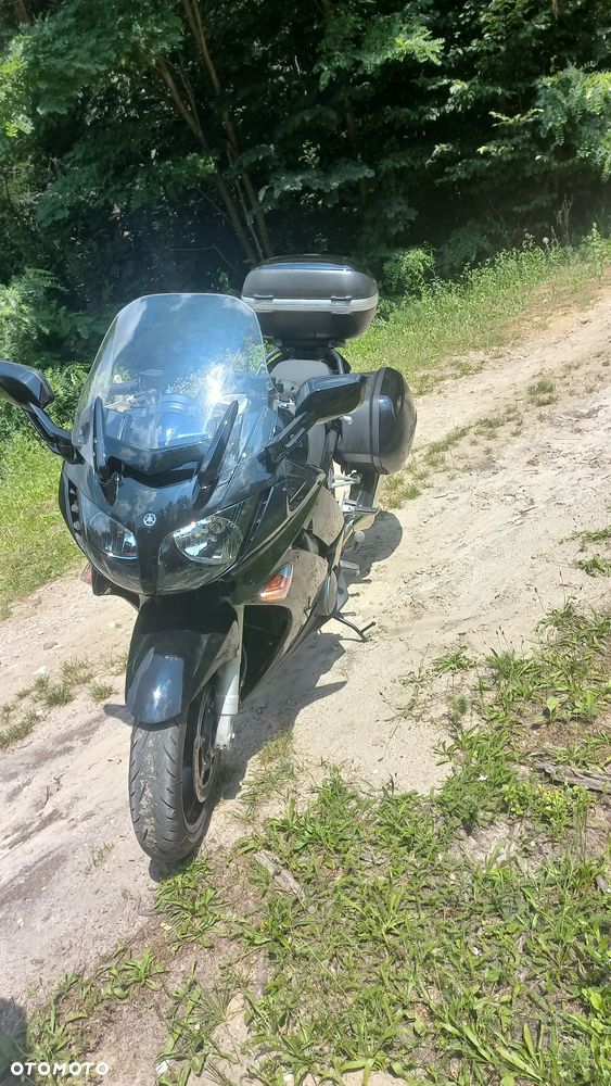 Yamaha FJR - 3