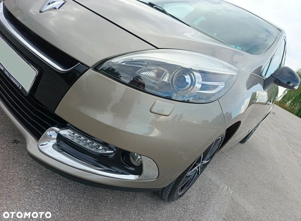 Renault Scenic Energy dCi 130 Euro 6 S&S Xmod Bose Edition - 11