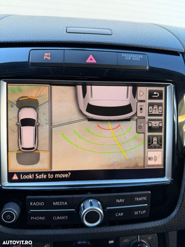 Volkswagen Touareg 3.0 V6 TDI BMT - 9