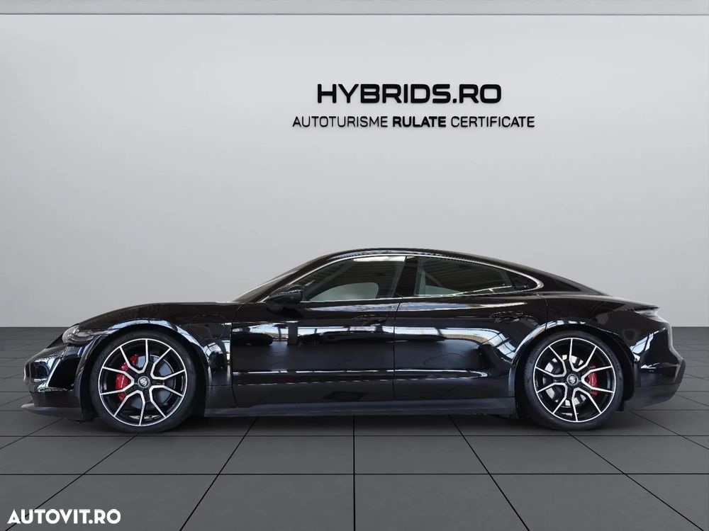 Porsche Taycan 4S - 9
