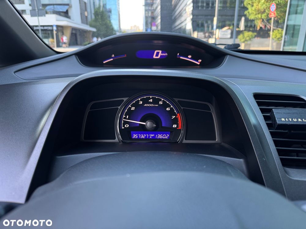 Honda Civic 1.8 Comfort - 15