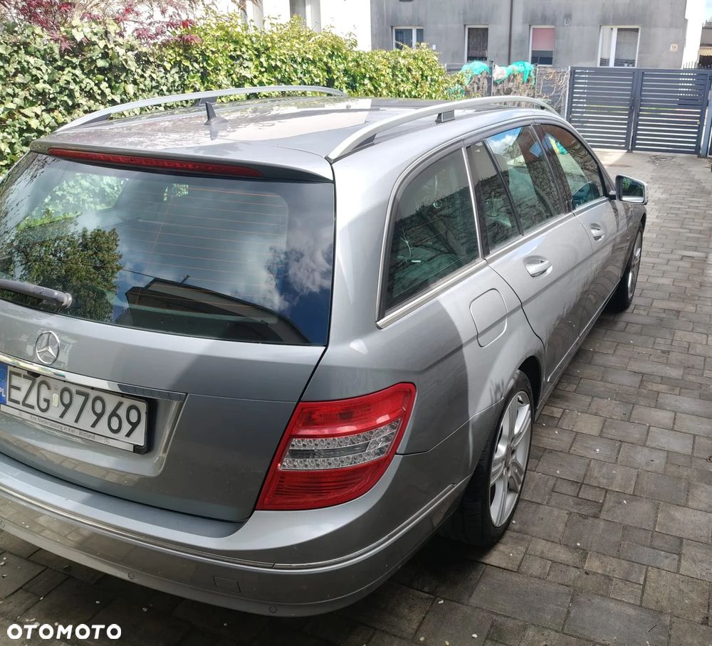 Mercedes-Benz Klasa C 220 CDI DPF Automatik BlueEFFICIENCY - 3