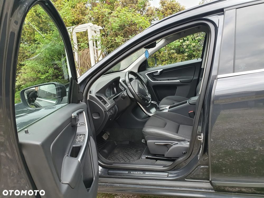 Volvo XC 60 D4 AWD Base - 9