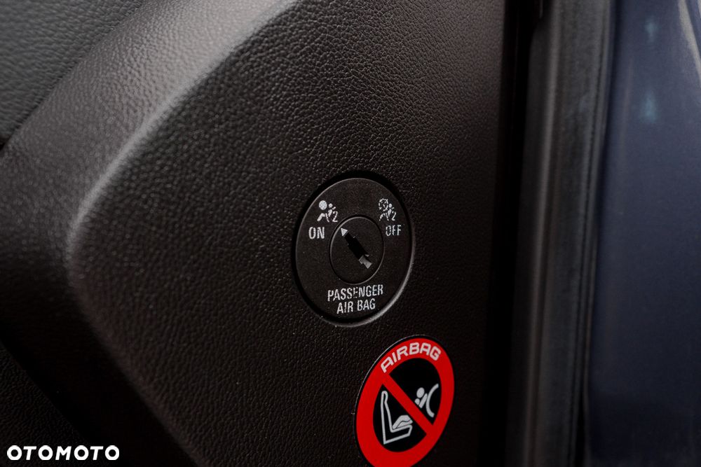 Opel Insignia 1.6 T Sport - 32