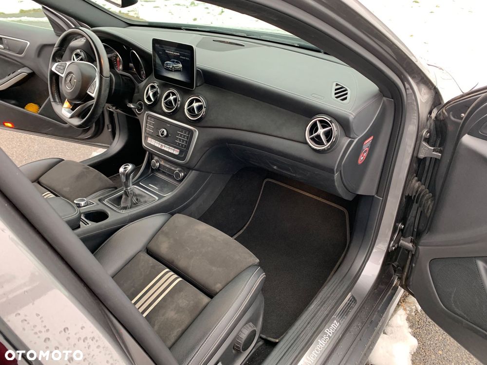 Mercedes-Benz Klasa A 180 (BlueEFFICIENCY) AMG Sport - 10