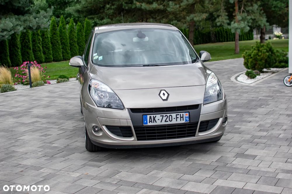 Renault Scenic - 10