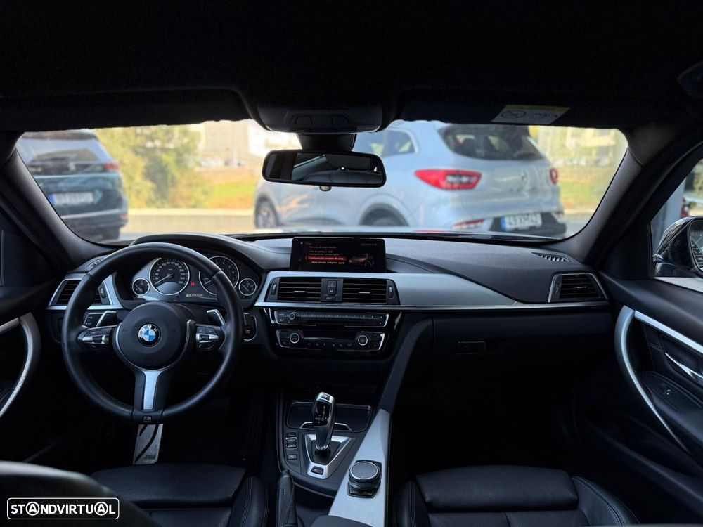 BMW 330 - 19