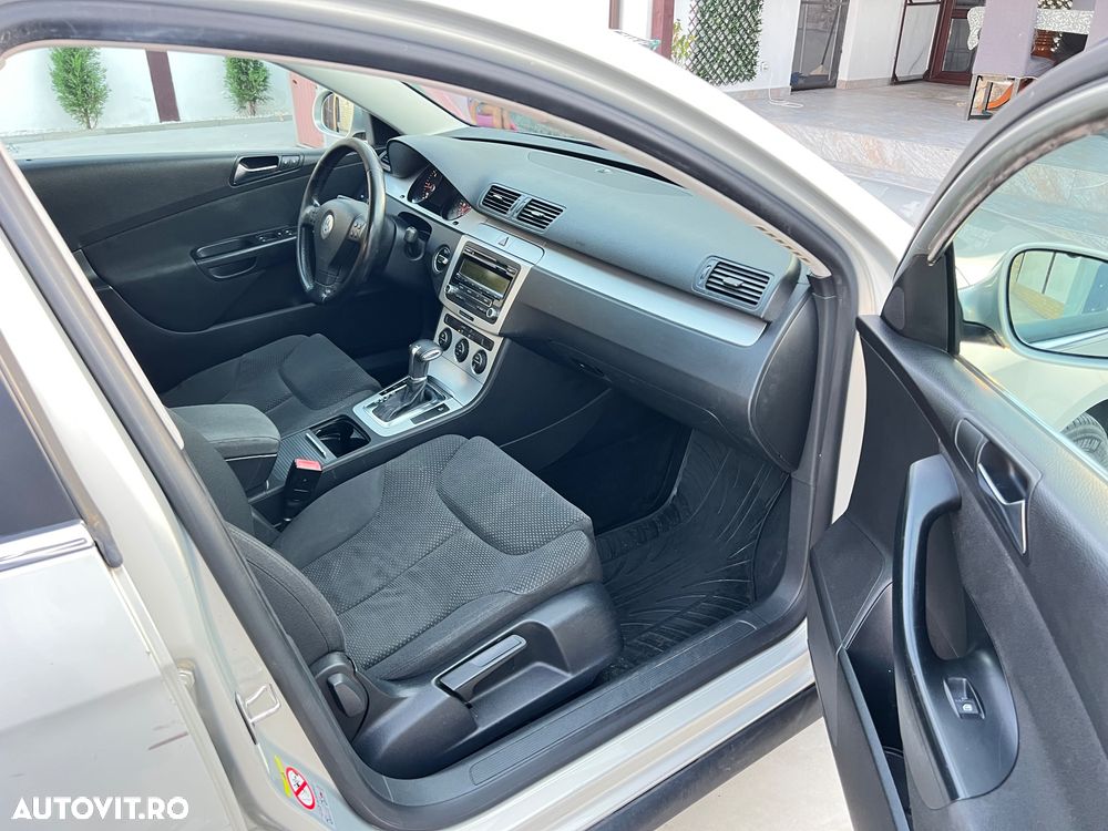 Volkswagen Passat 2.0 TDI DSG Comfortline - 9