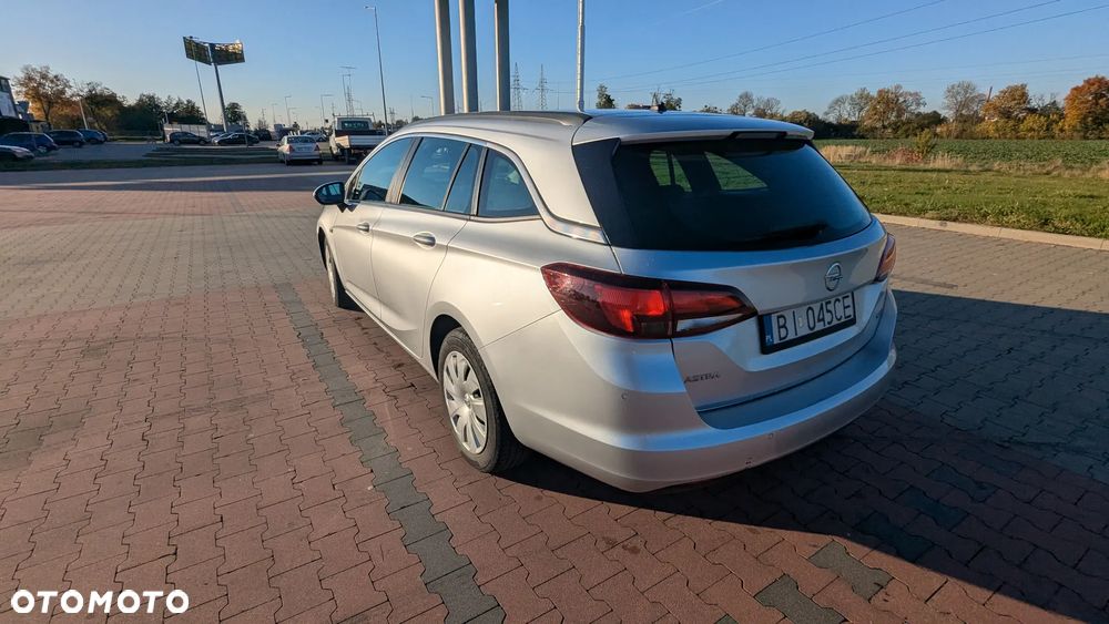 Opel Astra V 1.6 CDTI Dynamic S&S - 4