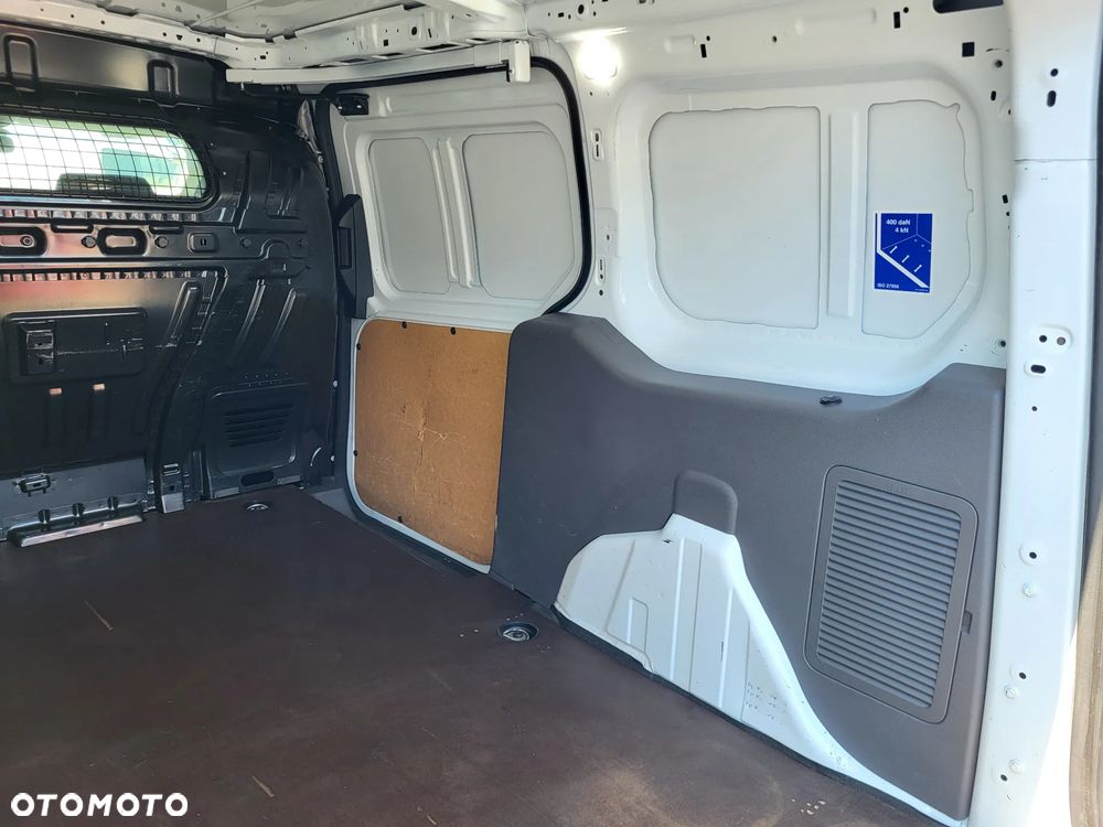 Ford Transit Connect - 21
