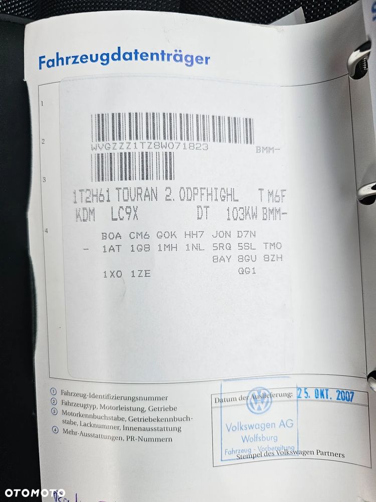 Volkswagen Touran 2.0 TDI DPF Highline - 26