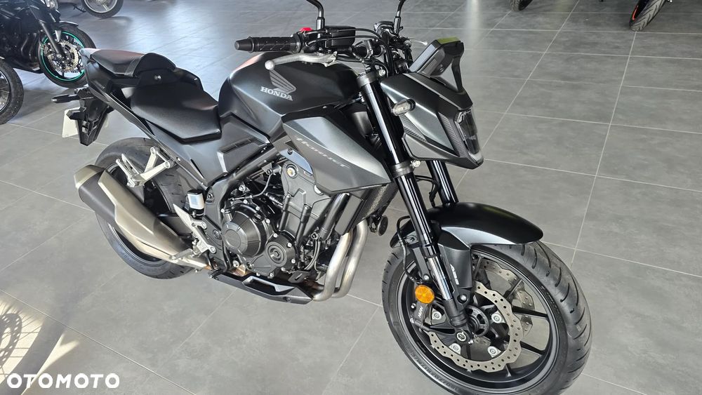 Honda Hornet - 22
