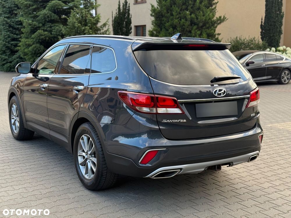 Hyundai Santa Fe - 8