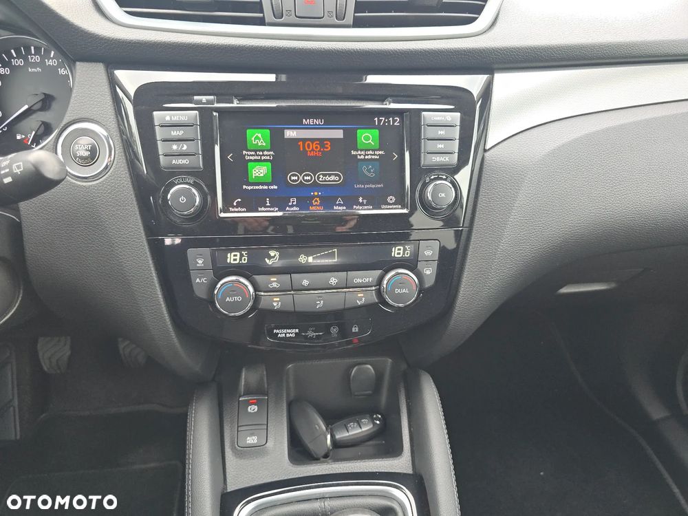 Nissan Qashqai 1.3 DIG-T Tekna - 28