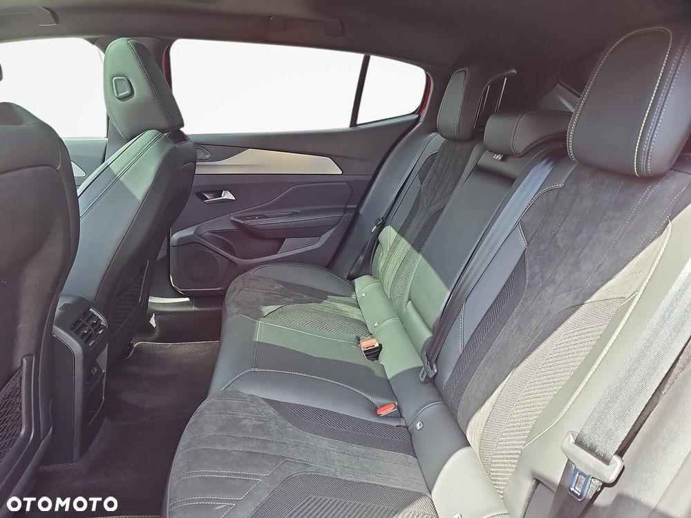 Peugeot 408 1.2 PureTech GT S&S EAT8 - 20