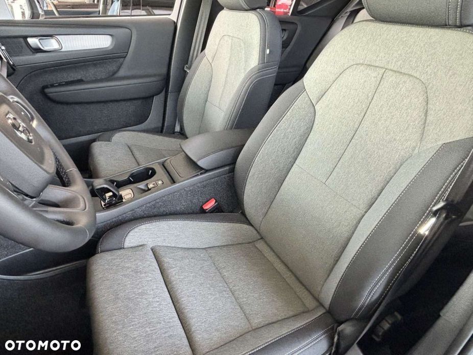 Volvo XC 40 B3 Core - 4