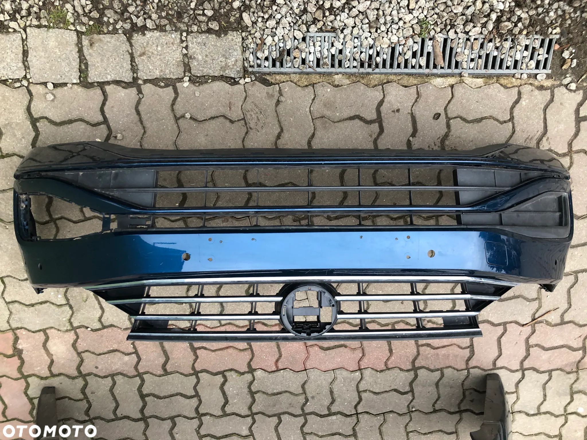 PASSAT B8 LIFT ZDERZAK PRZOD BELKA GRILL - 1