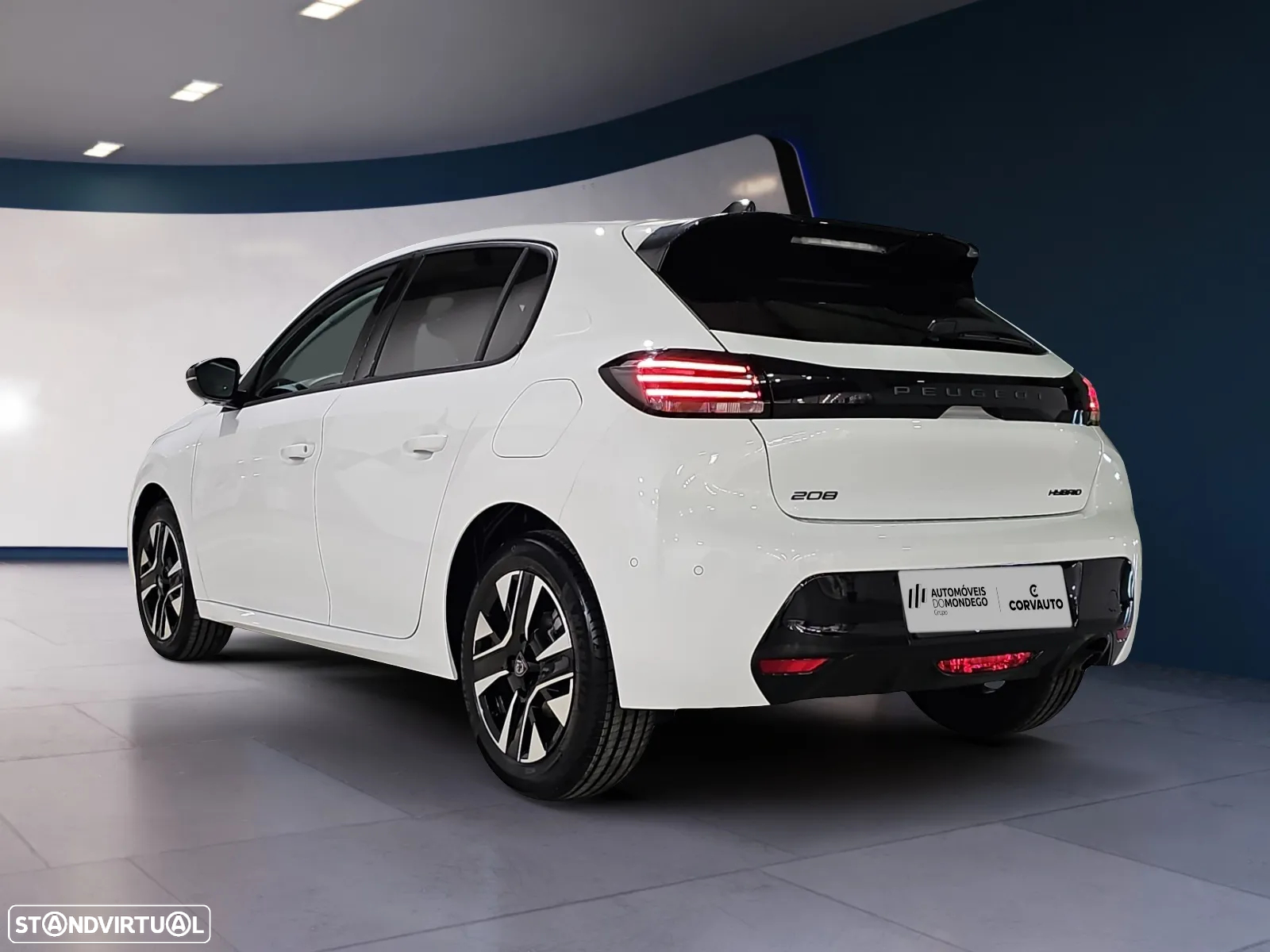 Peugeot 208 1.2 Hybrid Allure e-DCS6 - 8