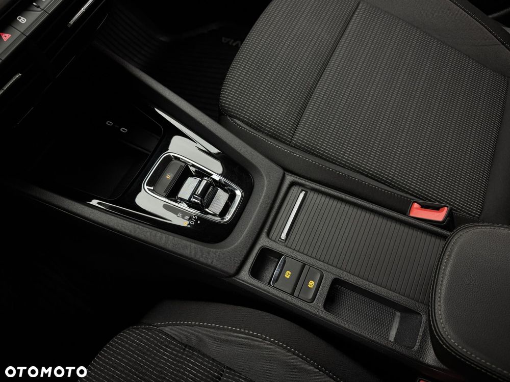 Skoda Octavia 2.0 TDI Ambition DSG - 27
