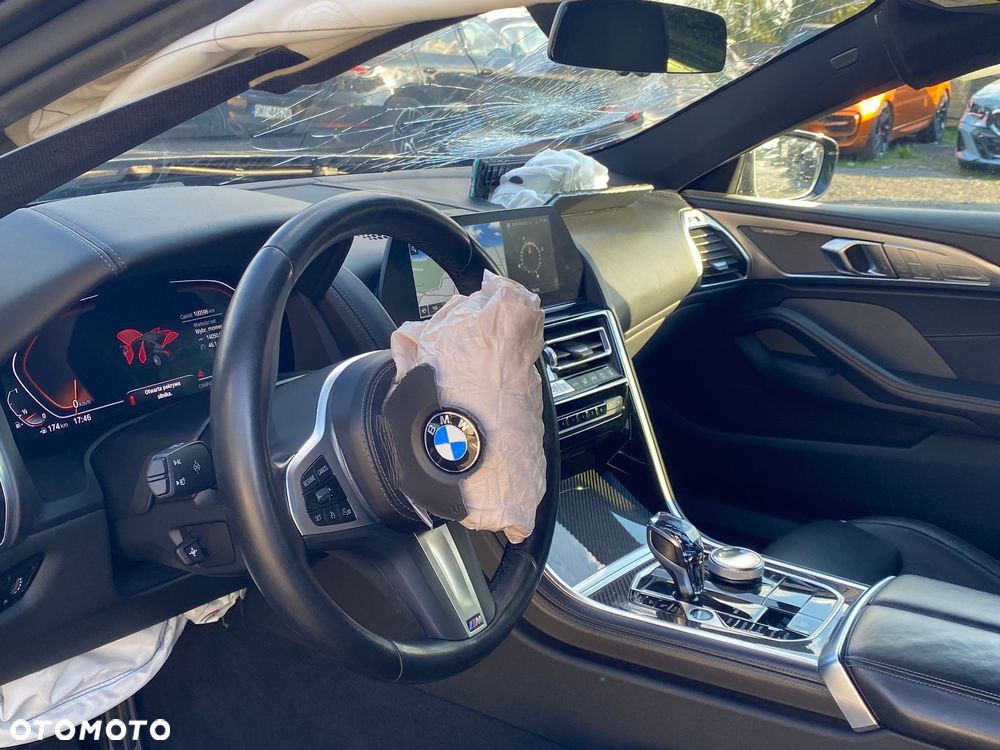 BMW Seria 8 840i xDrive - 13