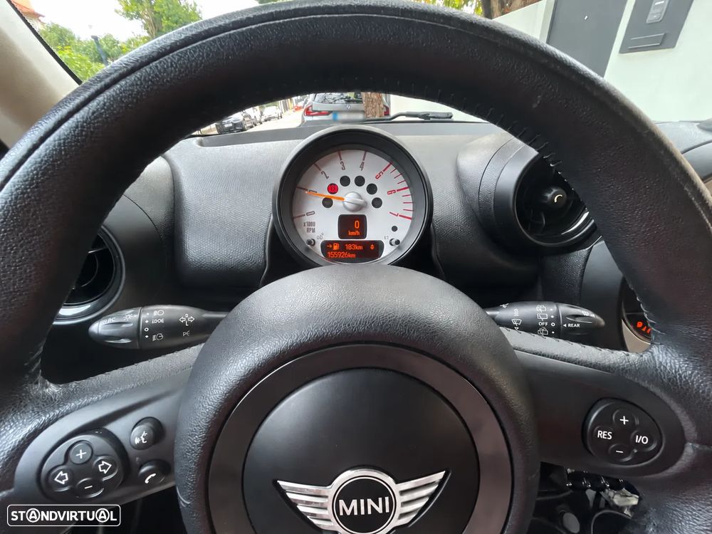 MINI Countryman One D - 8