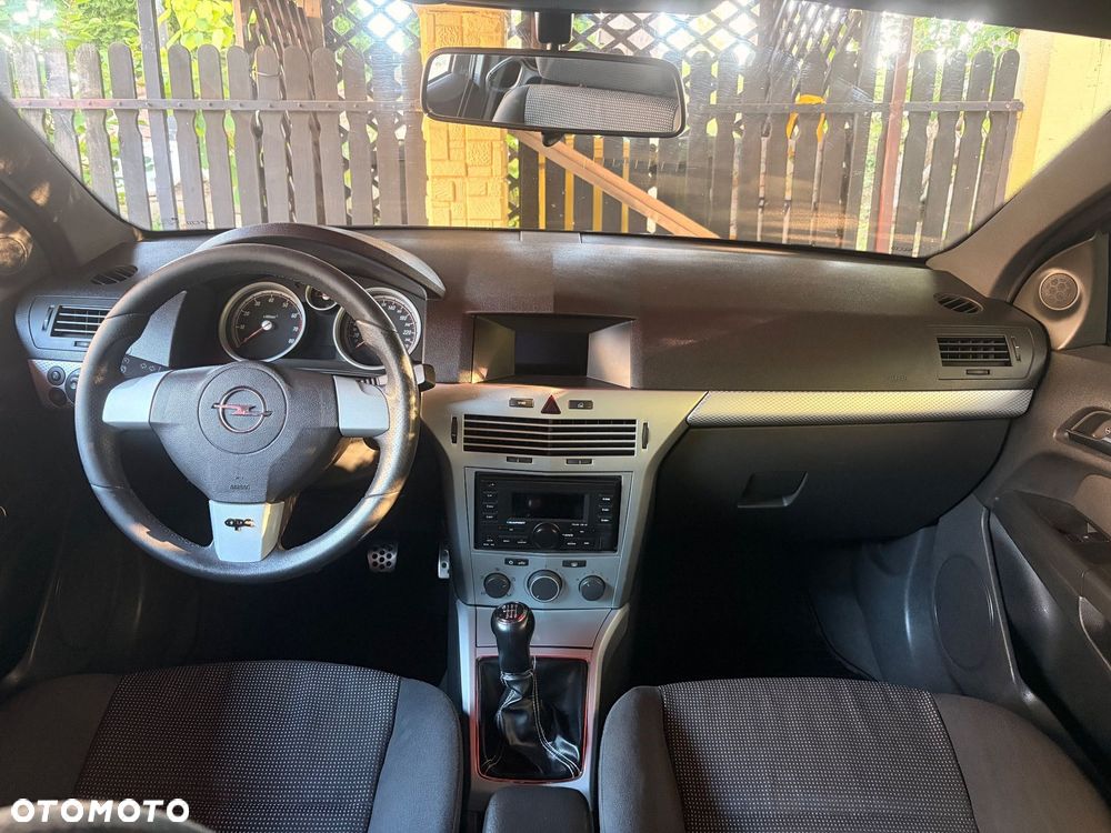 Opel Astra 2.0 Turbo Sport - 26