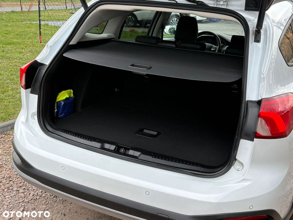 Ford Focus 2.0 EcoBlue Active Business - 8