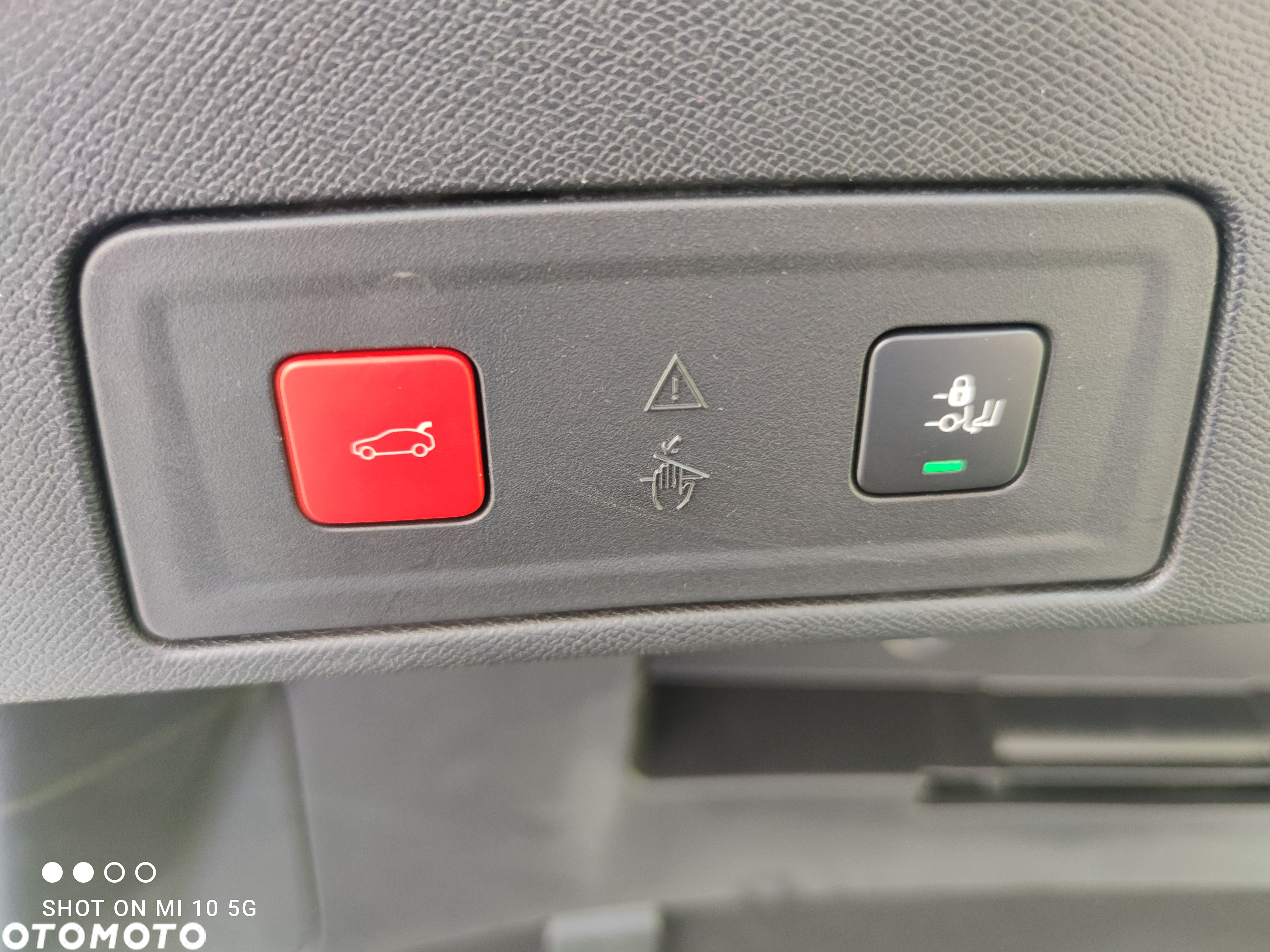 Peugeot 508 Plug-In Hybrid 225 e-EAT8 GT - 26